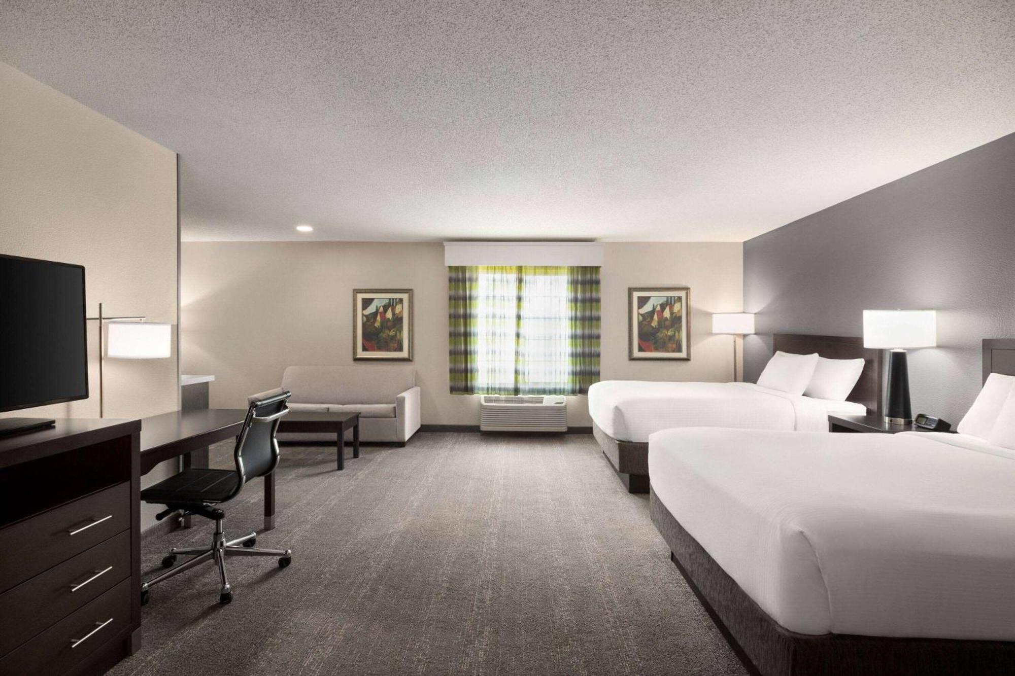Wingate By Wyndham Savannah I-95 North Порт Уэнтворт Экстерьер фото