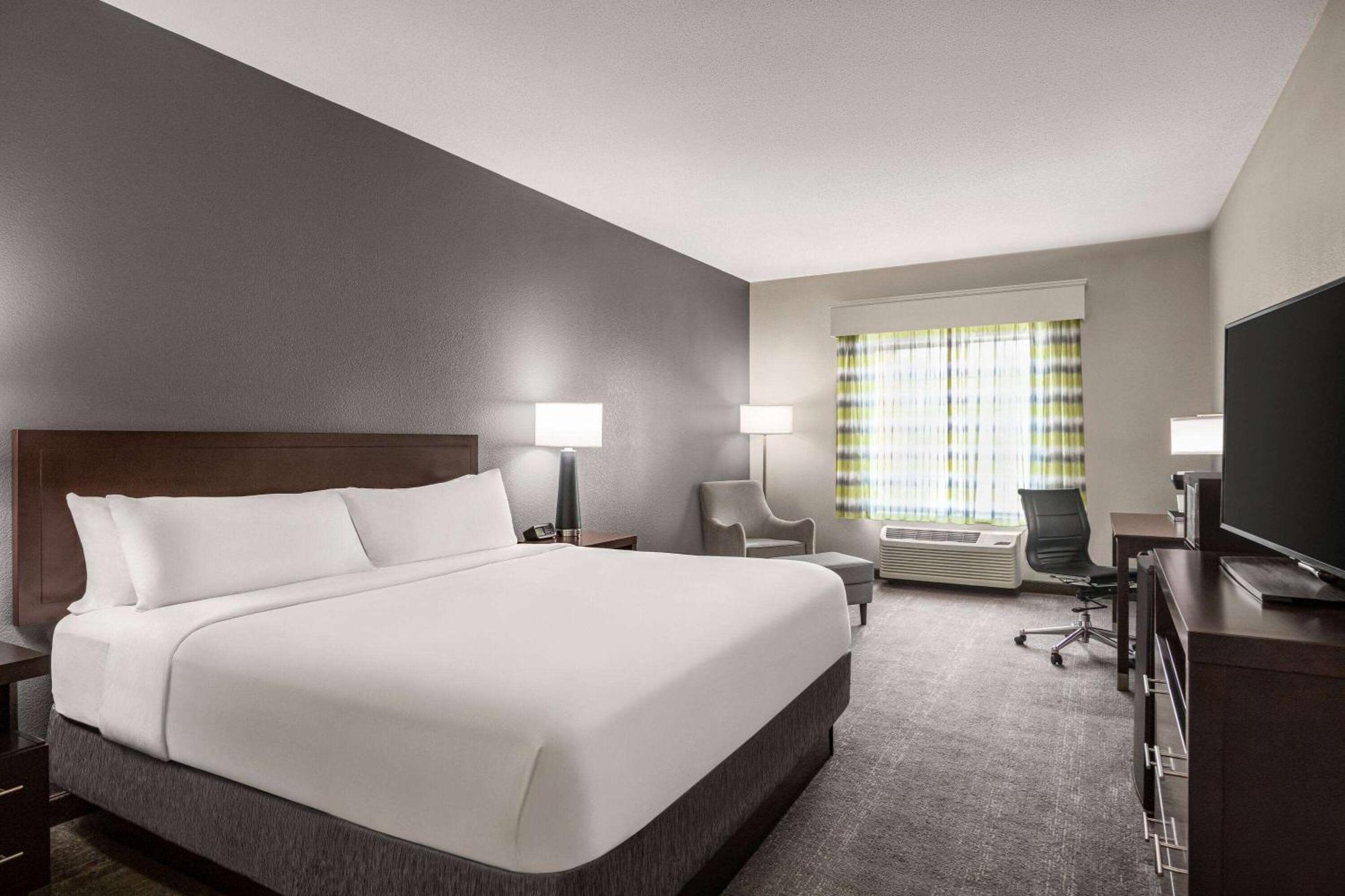 Wingate By Wyndham Savannah I-95 North Порт Уэнтворт Экстерьер фото